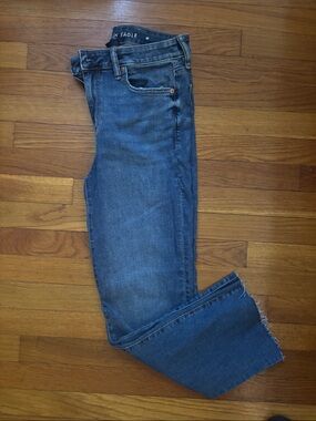 American Eagle Outfitters Dark Blue Ankle Jeans
